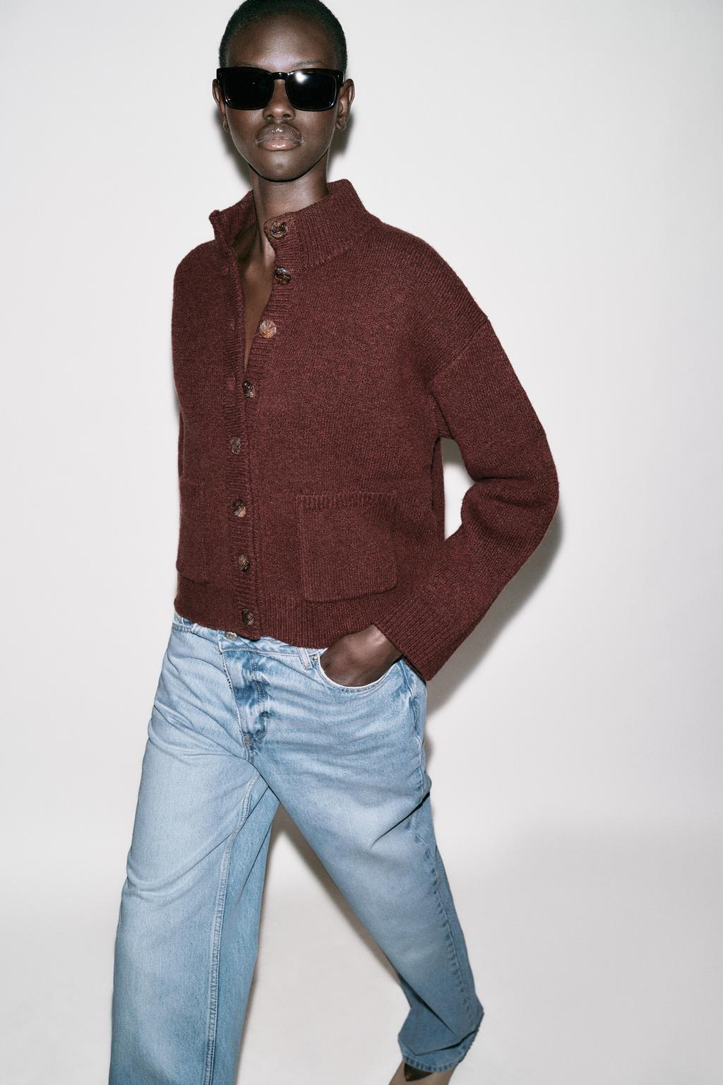 ВЯЗАНАЯ КУРТКА С ВОРОТНИКОМ-СТОЙКОЙ