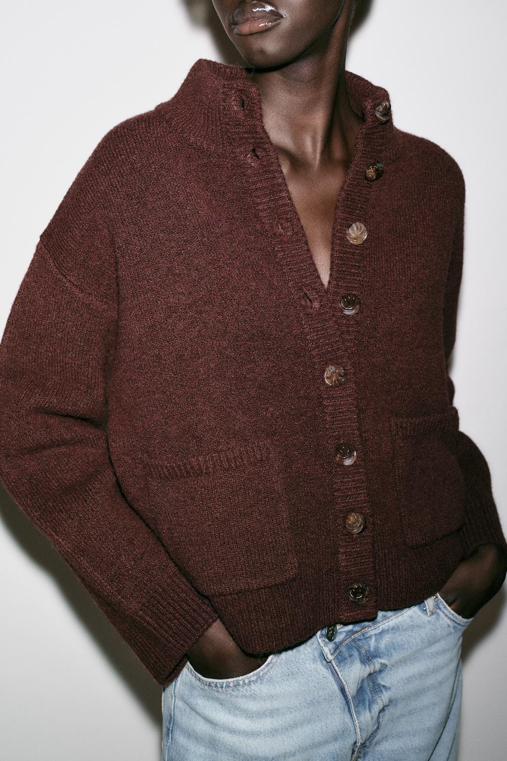 ВЯЗАНАЯ КУРТКА С ВОРОТНИКОМ-СТОЙКОЙ