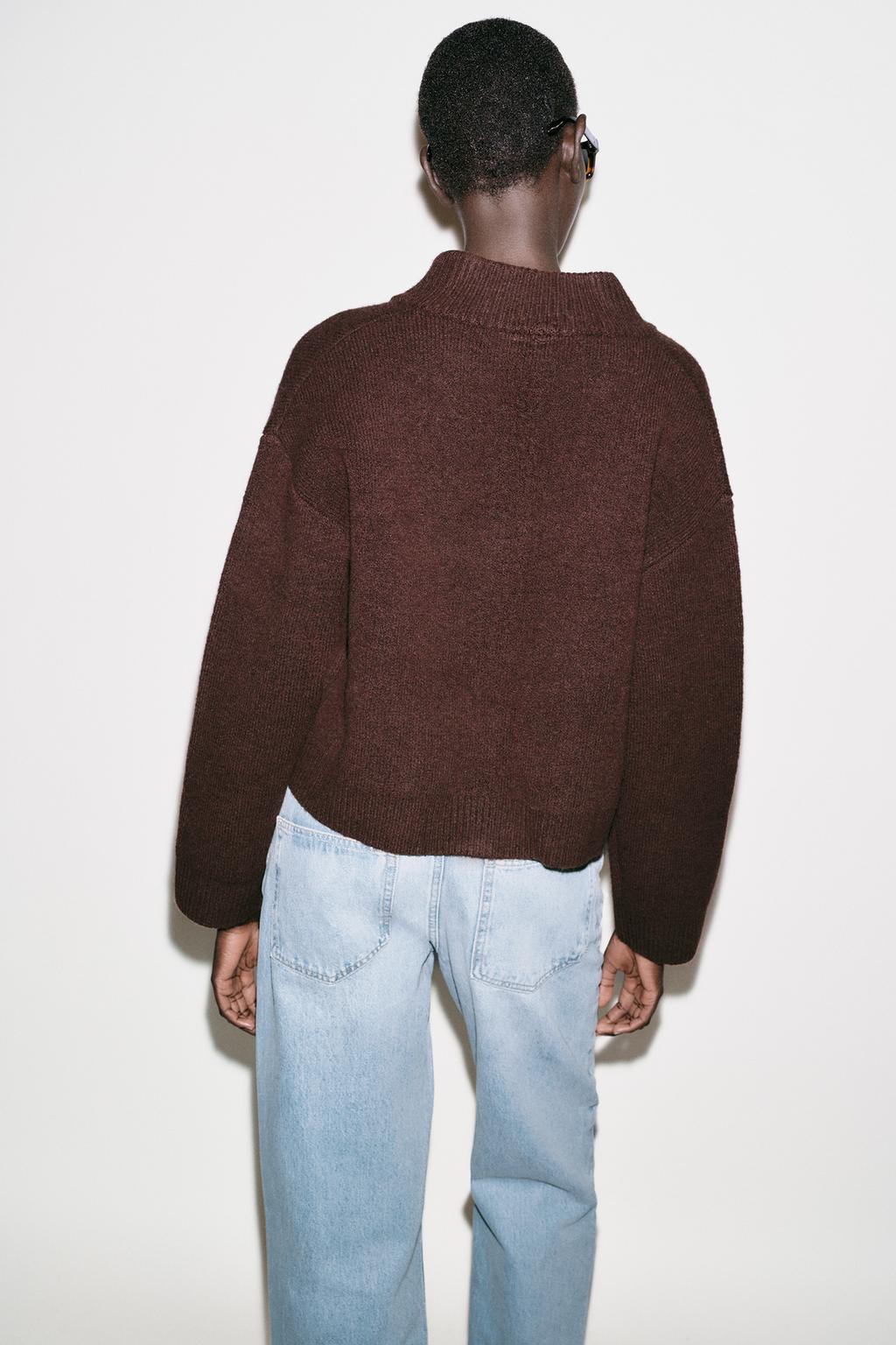 ВЯЗАНАЯ КУРТКА С ВОРОТНИКОМ-СТОЙКОЙ