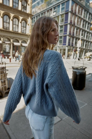 Джемпер вязка косичкой- Заказать в России