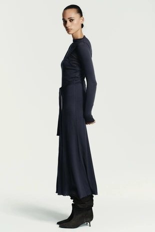 Длинное платье с эффектом двойного пояса-завязки- Заказать в России