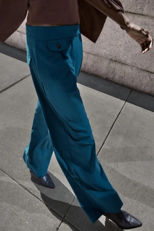 Широкие брюки с защипами- Заказать в России