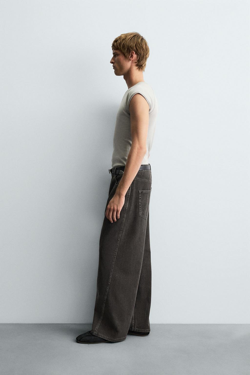 БРЮКИ RELAXED FIT СО СМЕЩЕННЫМ ШВОМ