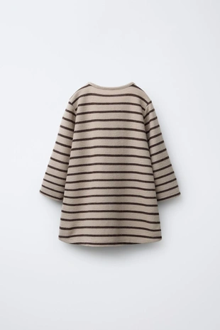 Платье из мягкой ткани в полоску с махровой аппликацией- Заказать в России