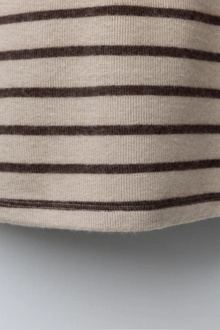 Платье из мягкой ткани в полоску с махровой аппликацией- Заказать в России