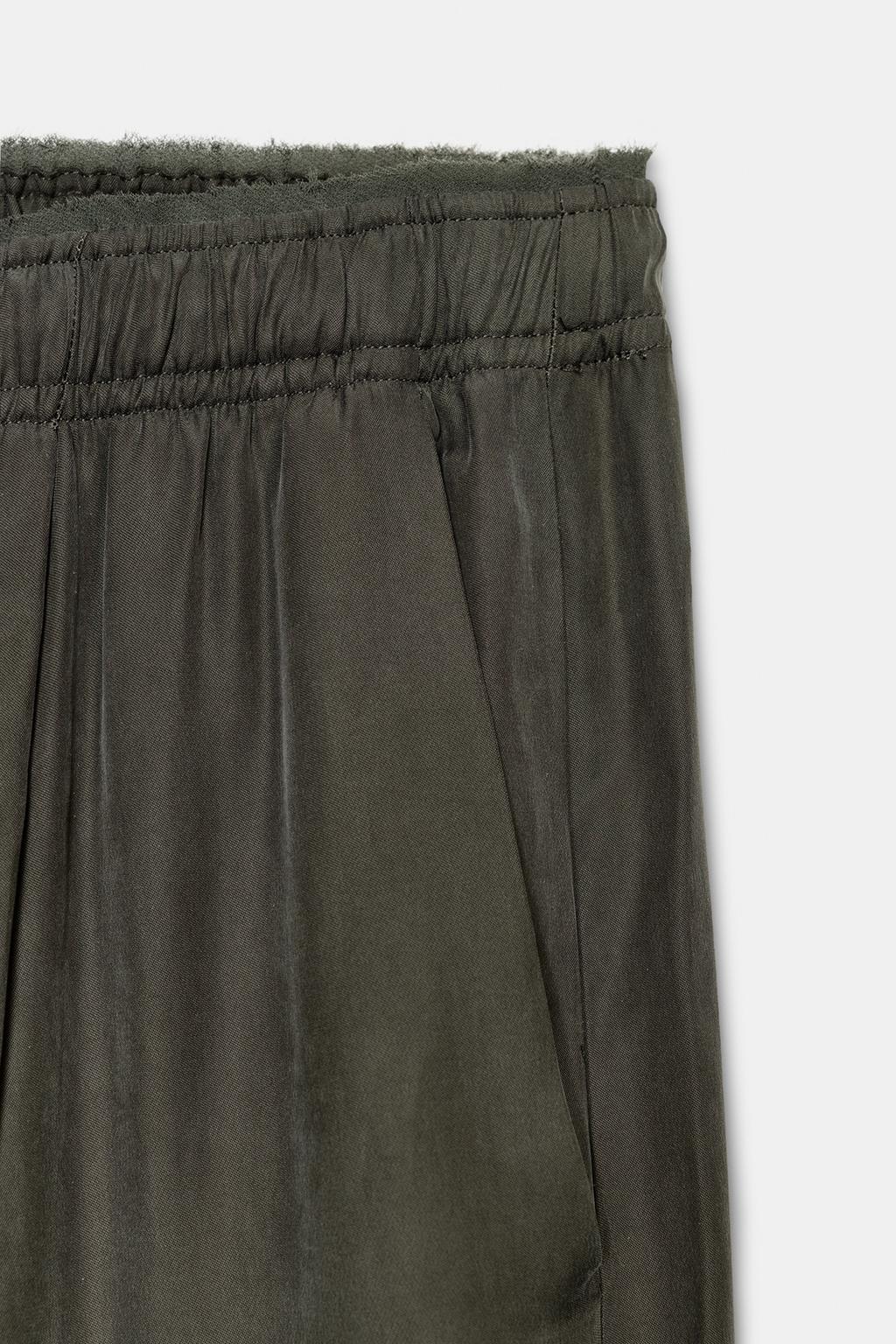 БРЮКИ ИЗ СТРУЯЩЕЙСЯ ТКАНИ — ZW COLLECTION