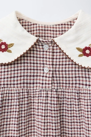 Платье в клетку с вышитым воротником- Заказать в России
