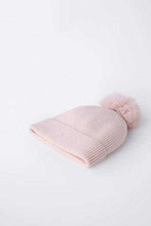 Трикотажная шапка с помпоном