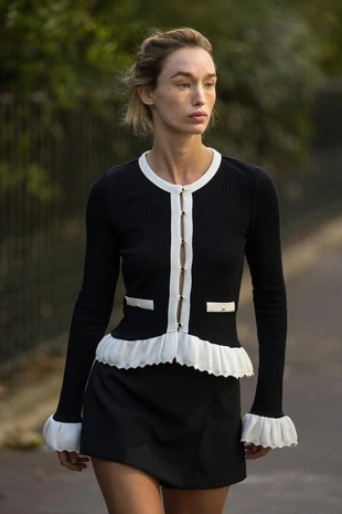 Комбинированная трикотажная куртка с контрастной отделкой- Заказать в России