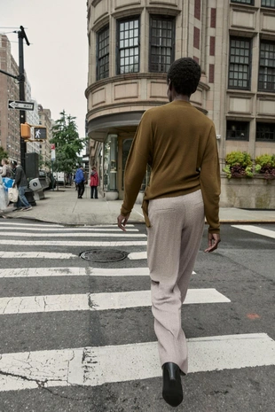 Асимметричный трикотажный свитер- Заказать в России