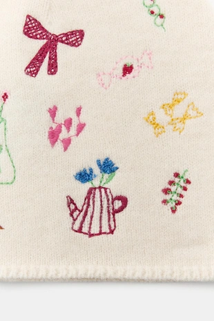 Шапка бини с вышивкой- Заказать в России