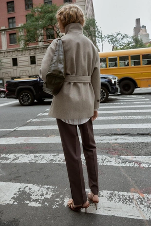 SOFT DOUBLE-POSITION COLLAR COAT- Заказать в России