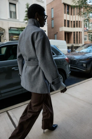 SOFT DOUBLE-POSITION COLLAR COAT- Заказать в России