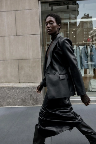 Двубортный блейзер под кожу- Заказать в России