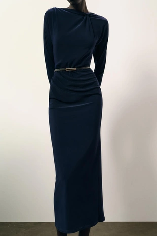 Платье со сборками и поясом- Заказать в России