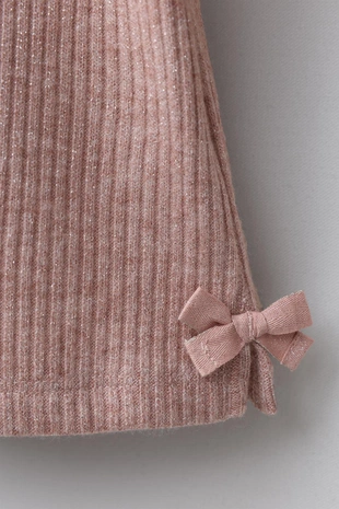 Блестящая футболка в рубчик с бантами