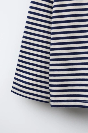 Футболка в полоску с текстом