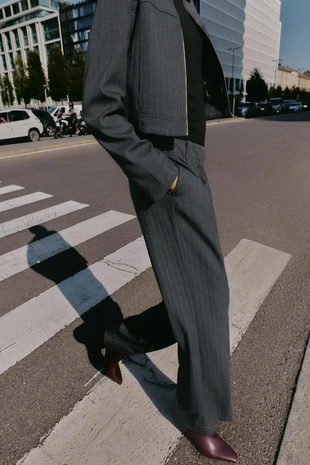 Прямые брюки в елочку- Заказать в России