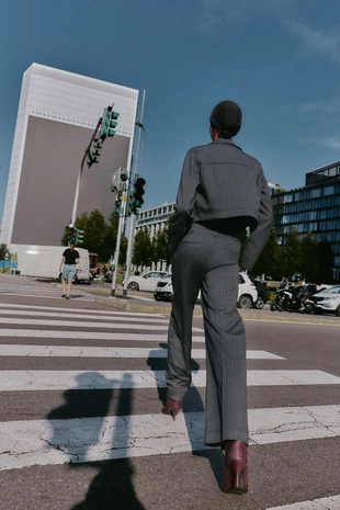 Прямые брюки в елочку- Заказать в России