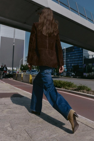 Прямой блейзер из 100% кожи- Заказать в России