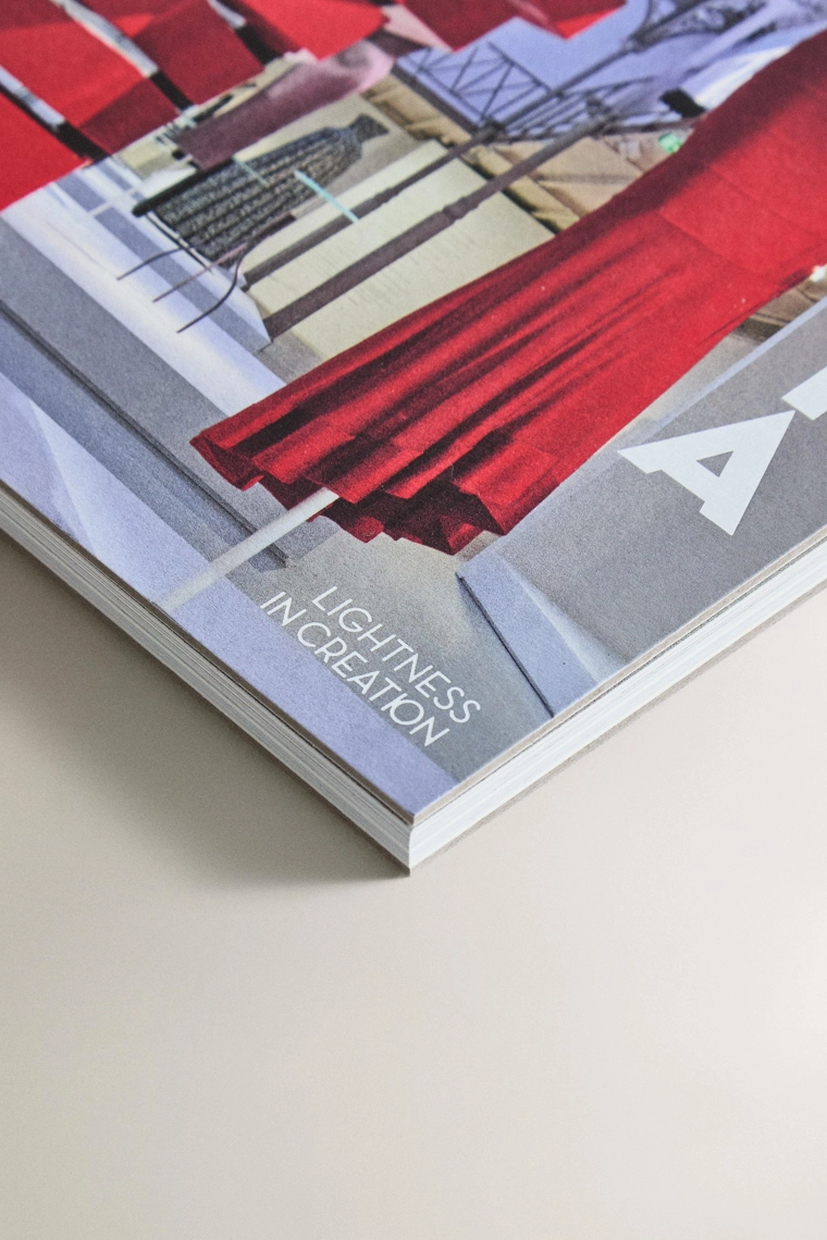 Книга alaia kuramata (английский)