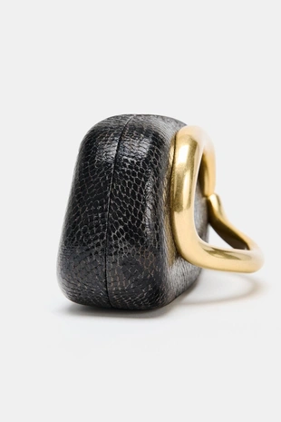 Сумка-коробочка с тиснением- Заказать в России