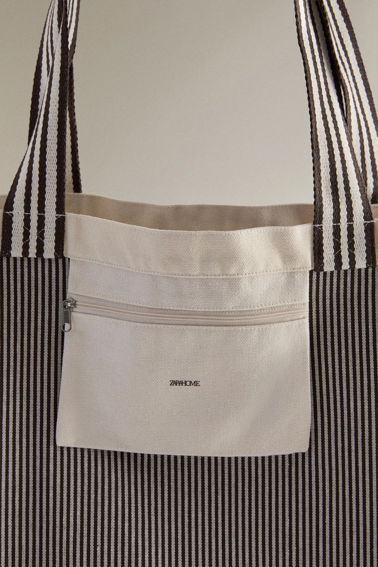 Сумка из перевернутой полосатой ткани