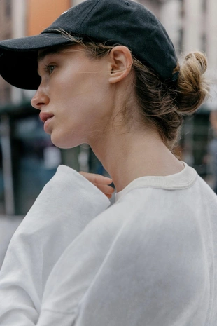 Футболка с контрастным воротником- Заказать в России