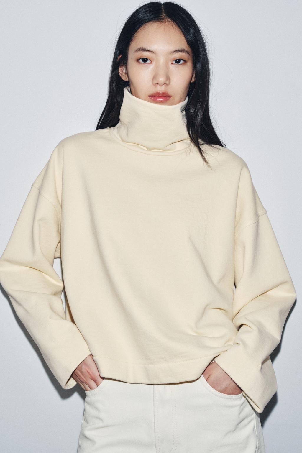 ТОЛСТОВКА OVERSIZE С ВЫСОКИМ ВОРОТНИКОМ