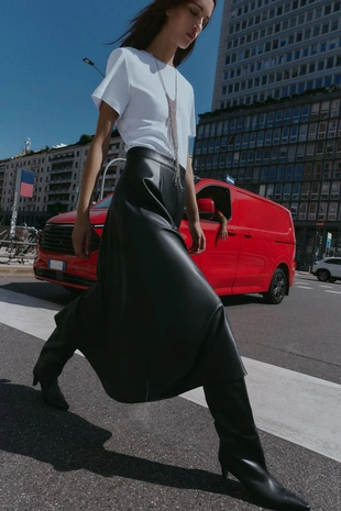 Комбинированное платье миди с юбкой из искусственной кожи- Заказать в России