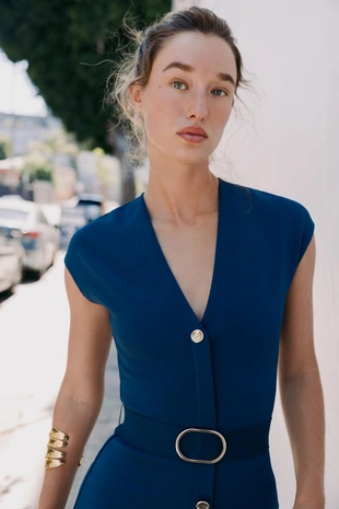 Платье миди стрейч с поясом