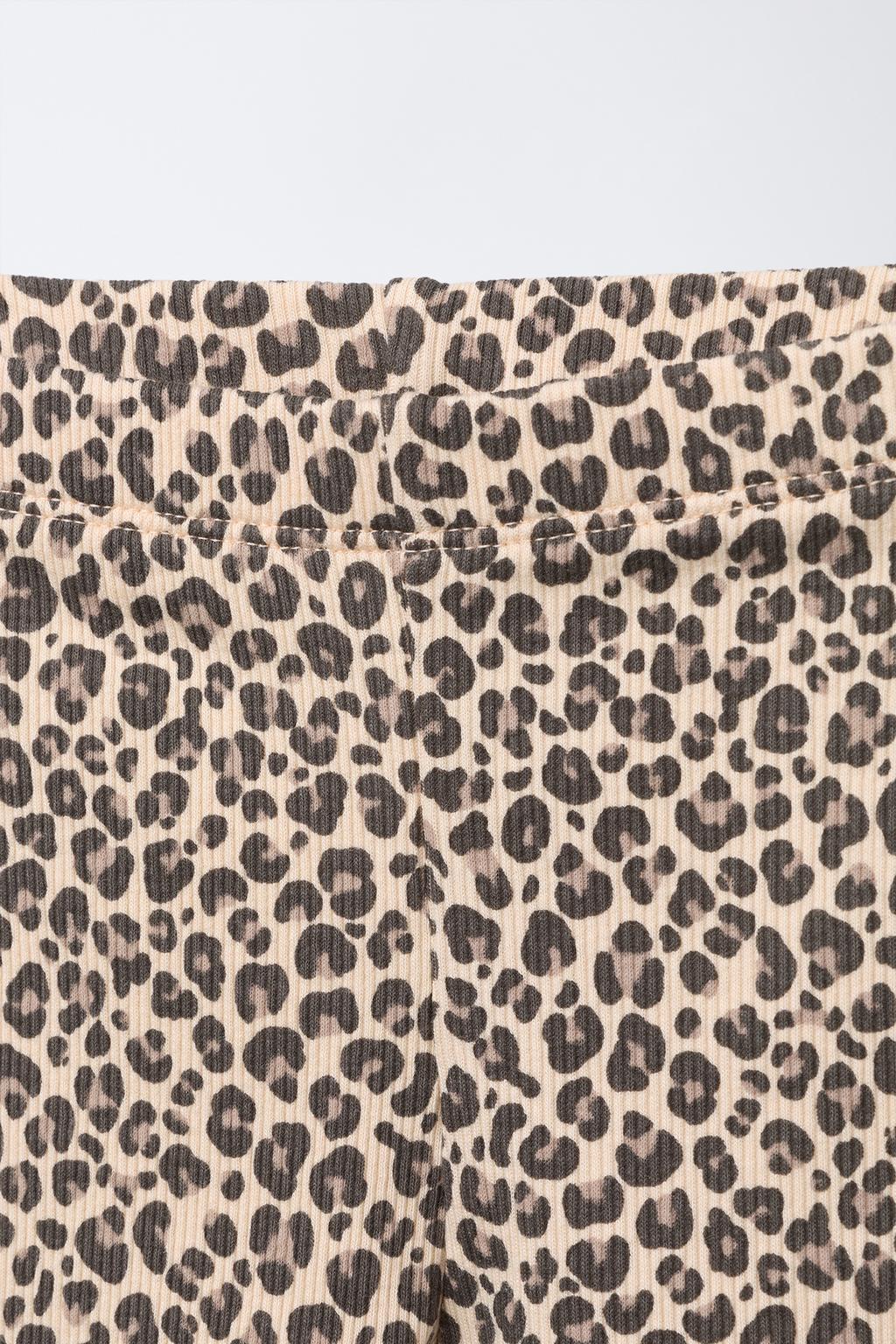 MINNIE MOUSE © DISNEY ANIMAL PRINT SWEATSHIRT AND LEGGING SET