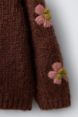 Кардиган с вышитыми цветами- Заказать в России