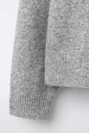 Вязаная куртка с капюшоном и кружевной отделкой- Заказать в России