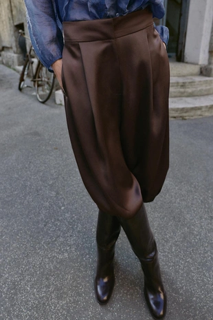 Брюки-багги из атласной ткани- Заказать в России