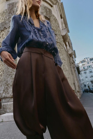 Брюки-багги из атласной ткани- Заказать в России