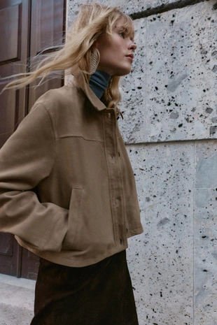 Куртка из 100% кожи с воротником- Заказать в России