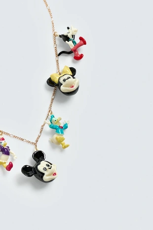 Колье с шармами HARRY LAMBERT FOR ZARA X DISNEY- Заказать в России