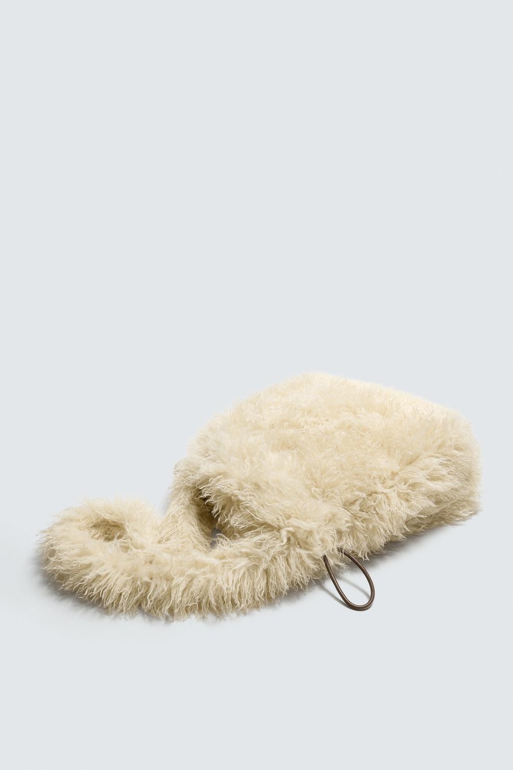 СУМКА ЧЕРЕЗ ПЛЕЧО С ОТДЕЛКОЙ ПОД МЕХ HARRY LAMBERT FOR ZARA x DISNEY