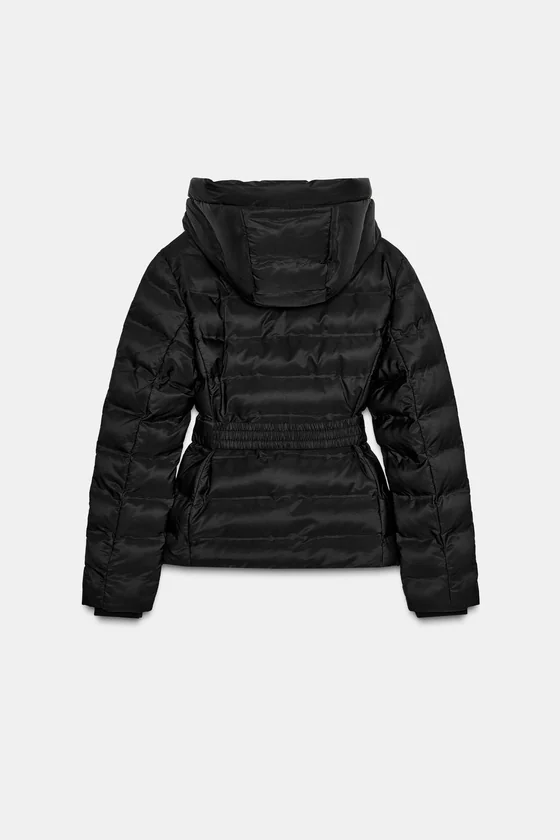 КОРОТКИЙ ПРИТАЛЕННЫЙ АНОРАК  WINDPROOF