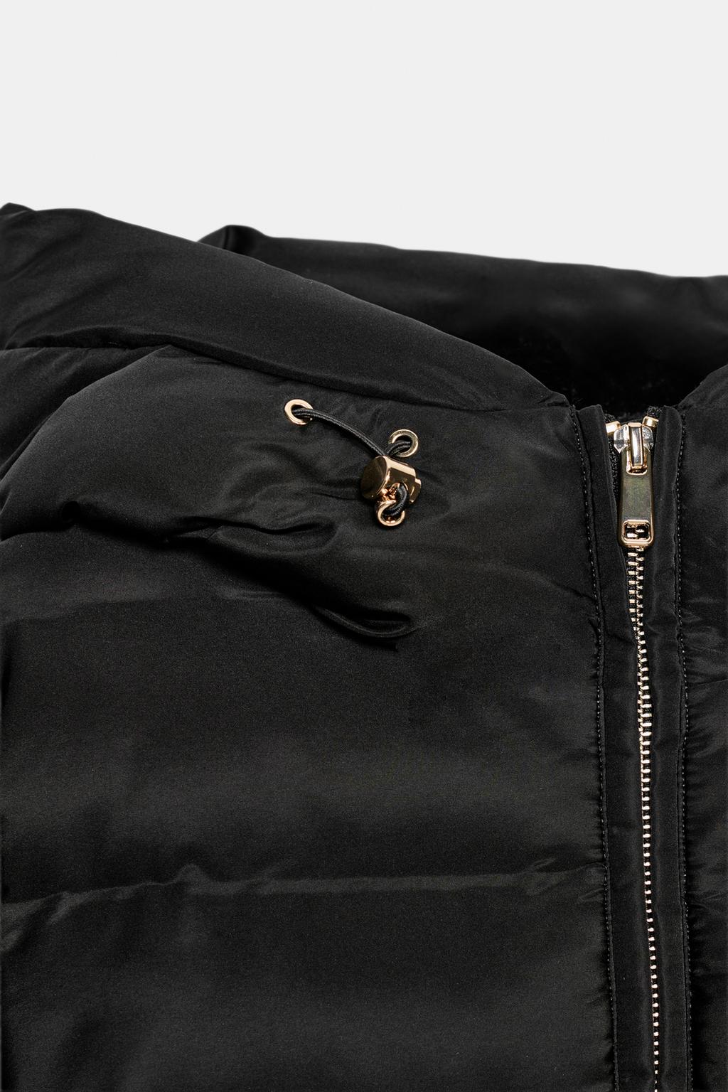 КОРОТКИЙ ПРИТАЛЕННЫЙ АНОРАК WATER REPELLENT WINDPROOF