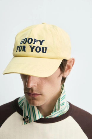 Кепка с текстом HARRY LAMBERT FOR ZARA X DISNEY- Заказать в России