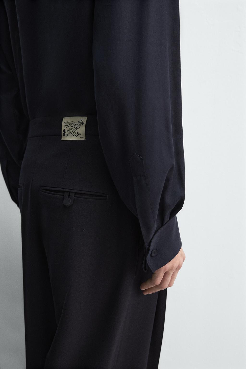 РУБАШКА ИЗ СТРУЯЩЕЙСЯ ТКАНИ С КРУГЛЫМ ВОРОТНИКОМ HARRY LAMBERT FOR ZARA X DISNEY