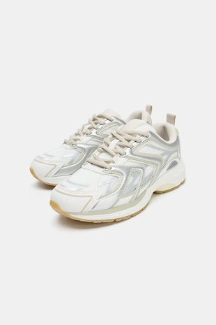 Разноцветные кроссовки- Заказать в России