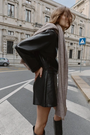 Юбка-шорты из искусственной кожи- Заказать в России