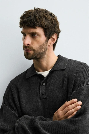 Трикотажное поло с эффектом потертости- Заказать в России