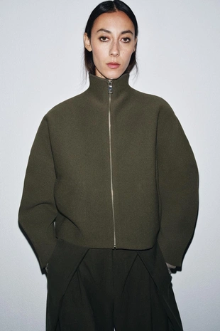 Трикотажная куртка с молнией- Заказать в России