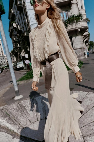 Кружевное платье миди с поясом- Заказать в России