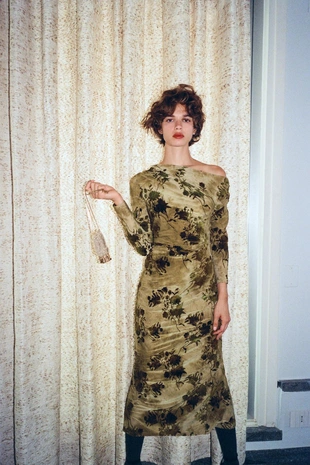 Платье из флока со сборками- Заказать в России