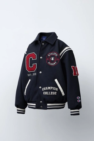 Бомбер из ткани с нашивками CHAMPION ® X ZARA- Заказать в России